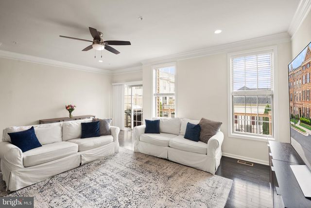 43197 HALKETT SQ, Ashburn, VA 20148