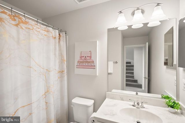 43197 HALKETT SQ, Ashburn, VA 20148