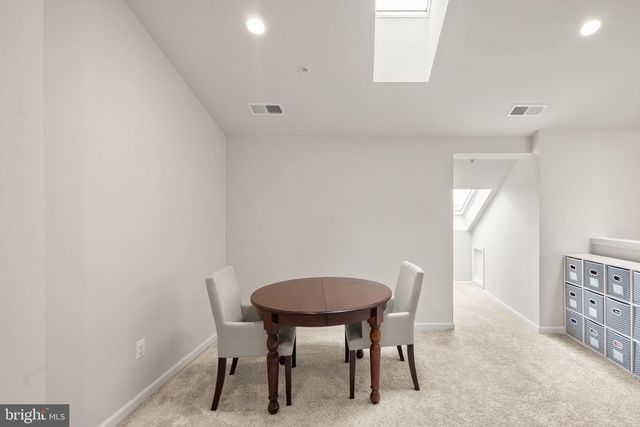 43197 HALKETT SQ, Ashburn, VA 20148