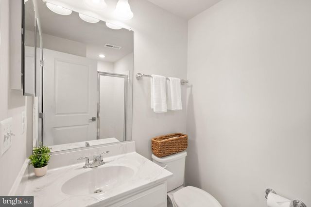 43197 HALKETT SQ, Ashburn, VA 20148