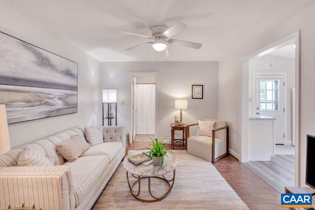 207 DOUGLAS AVE, Charlottesville, VA 22902