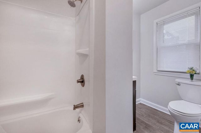 207 DOUGLAS AVE, Charlottesville, VA 22902