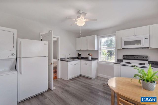 207 DOUGLAS AVE, Charlottesville, VA 22902