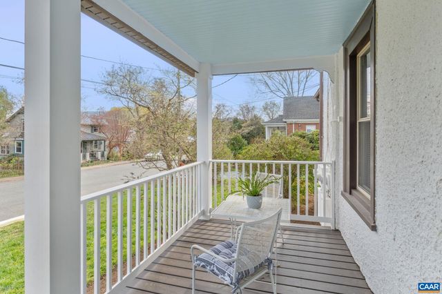 207 DOUGLAS AVE, Charlottesville, VA 22902