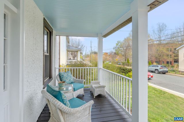207 DOUGLAS AVE, Charlottesville, VA 22902