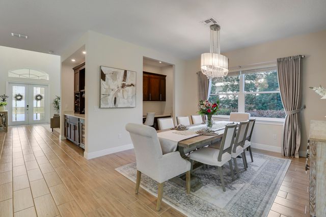 2475 NE Evinrude Circle, Jensen Beach, FL 34957