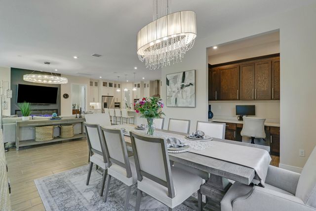 2475 NE Evinrude Circle, Jensen Beach, FL 34957