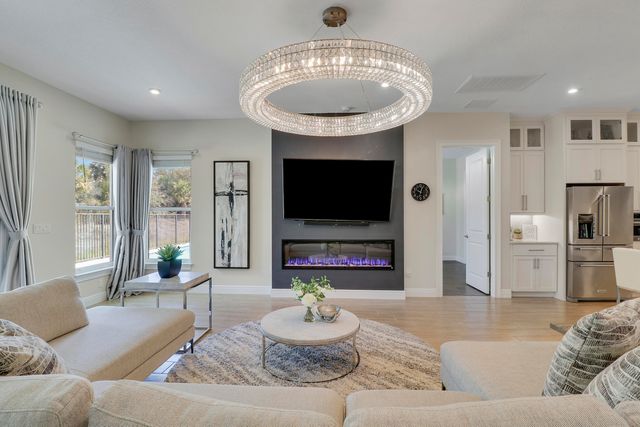 2475 NE Evinrude Circle, Jensen Beach, FL 34957