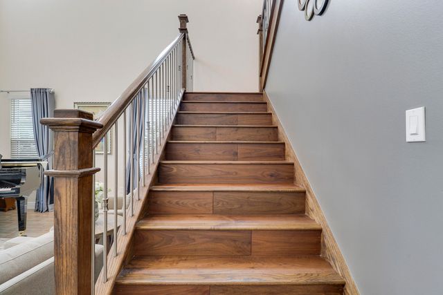 2475 NE Evinrude Circle, Jensen Beach, FL 34957