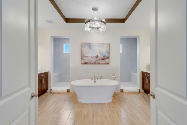 2475 NE Evinrude Circle, Jensen Beach, FL 34957