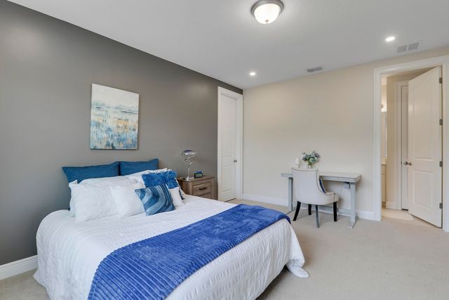 2475 NE Evinrude Circle, Jensen Beach, FL 34957