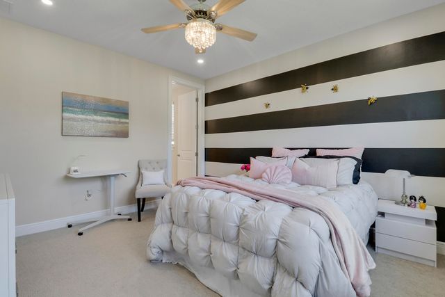 2475 NE Evinrude Circle, Jensen Beach, FL 34957