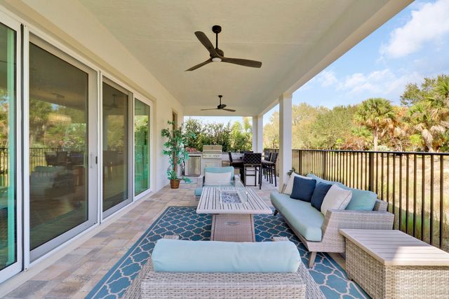 2475 NE Evinrude Circle, Jensen Beach, FL 34957