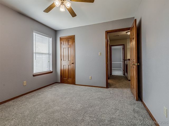 8307 N 126th East Avenue, Owasso, OK 74055