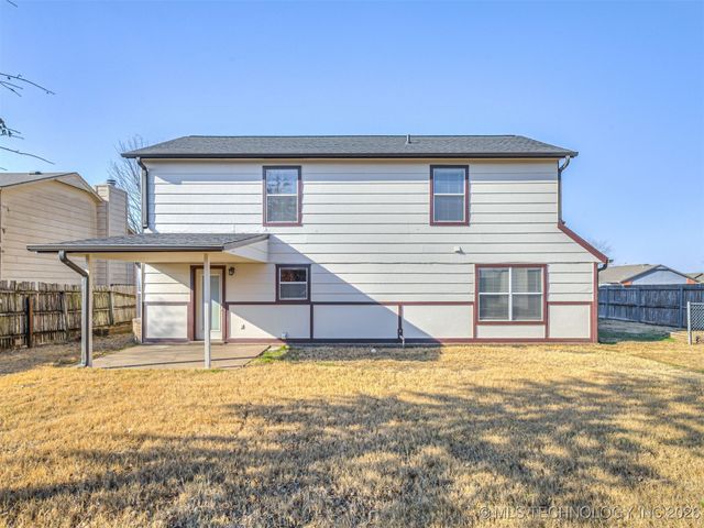 8307 N 126th East Avenue, Owasso, OK 74055