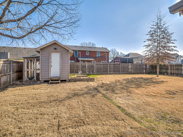 8307 N 126th East Avenue, Owasso, OK 74055