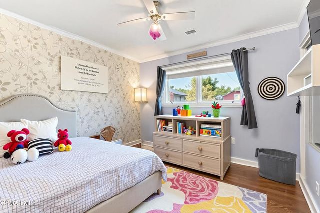 2141 Fitzgerald Road, Simi Valley, CA 93065