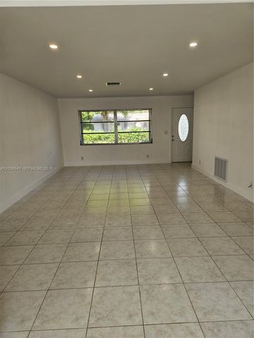 1400 NW 90th Way 0, Plantation, FL 33322