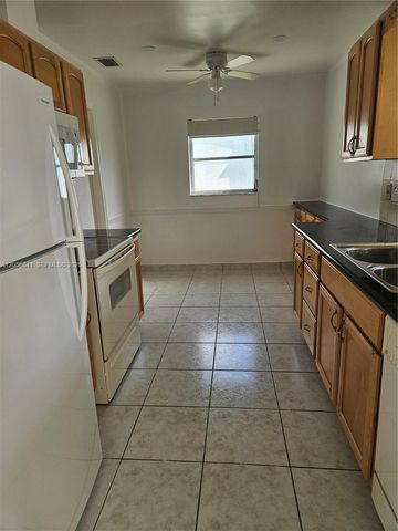 1400 NW 90th Way 0, Plantation, FL 33322