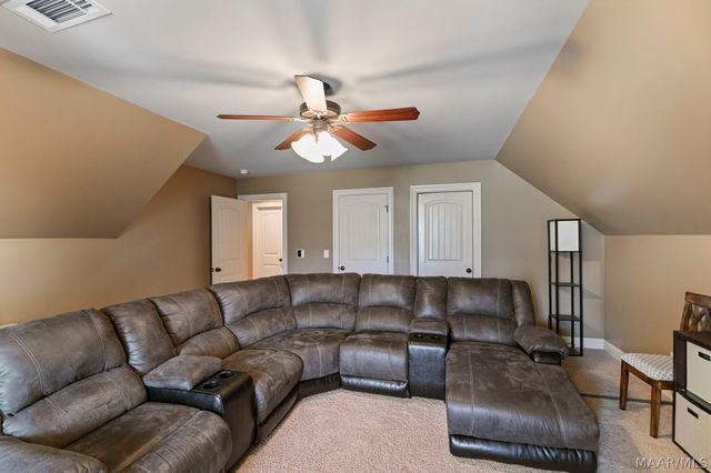 917 Red Eagle Road, Prattville, AL 36067
