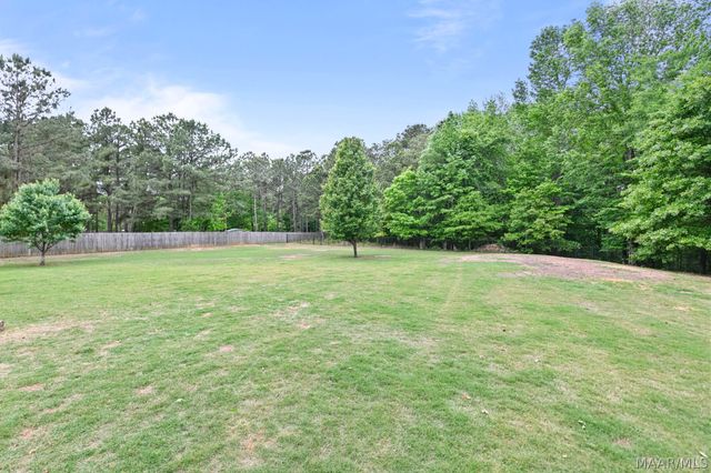 917 Red Eagle Road, Prattville, AL 36067