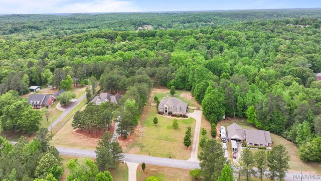 917 Red Eagle Road, Prattville, AL 36067