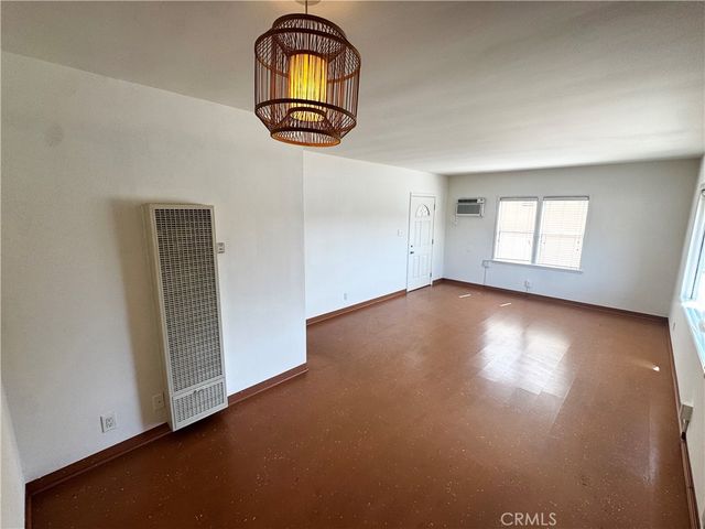 1820 Hillhurst Avenue, Los Feliz, CA 90027