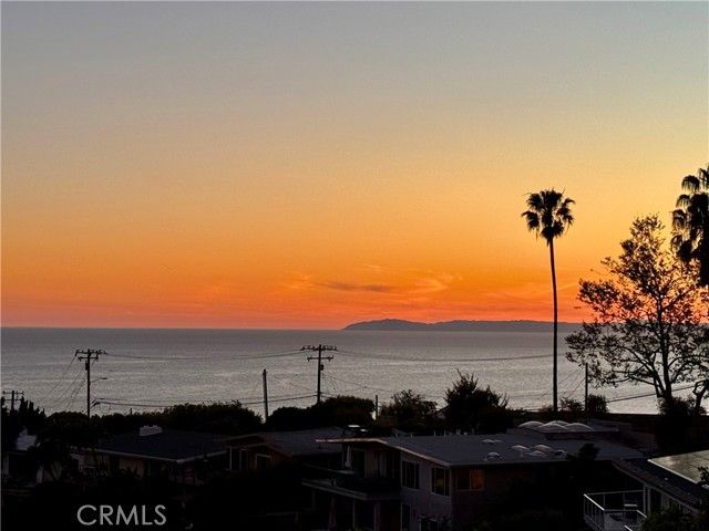 2155 Temple Hills, Laguna Beach, CA 92651