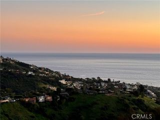 2155 Temple Hills, Laguna Beach, CA 92651
