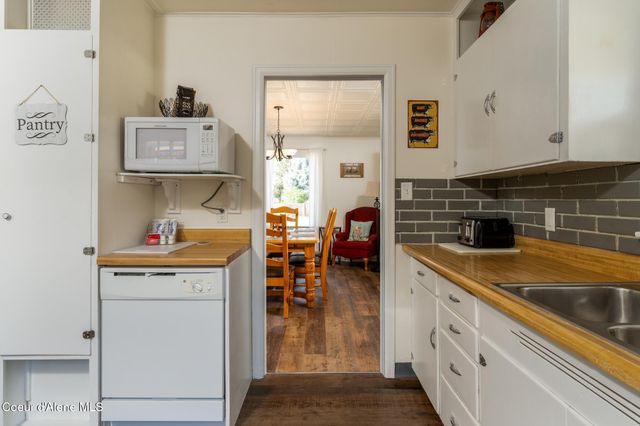 515 Bunker Ave, Kellogg, ID 83837