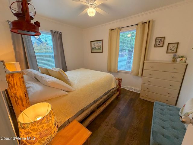 515 Bunker Ave, Kellogg, ID 83837