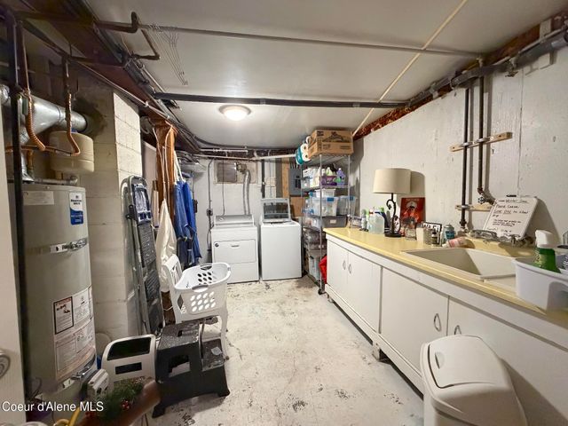 515 Bunker Ave, Kellogg, ID 83837