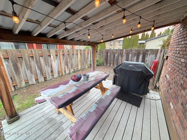 515 Bunker Ave, Kellogg, ID 83837