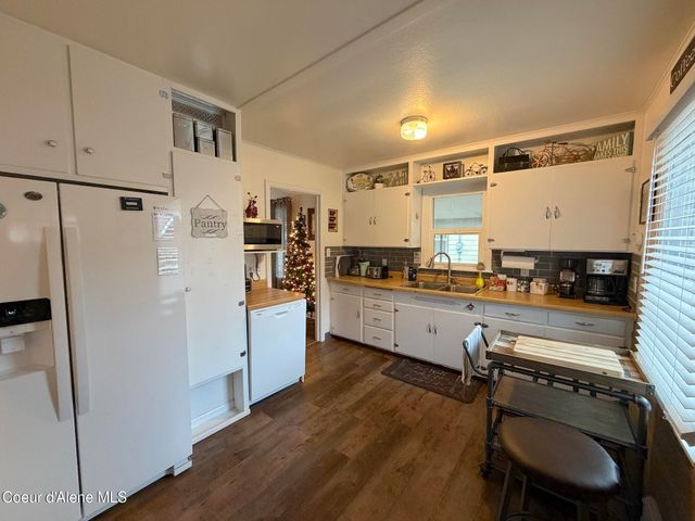 515 Bunker Ave, Kellogg, ID 83837