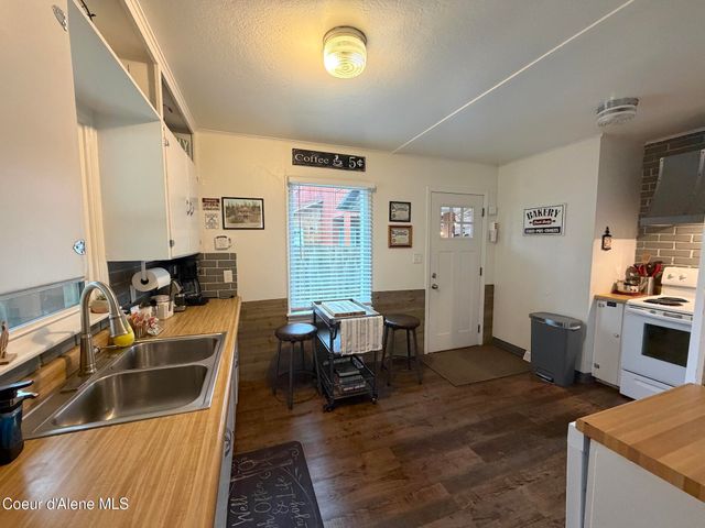 515 Bunker Ave, Kellogg, ID 83837