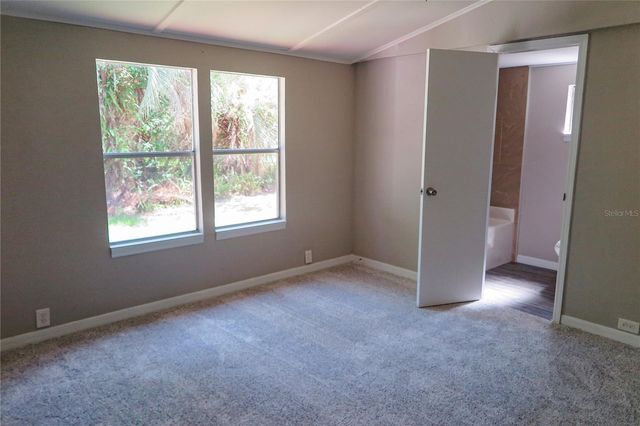 108 PINESHORE DRIVE, Satsuma, FL 32189
