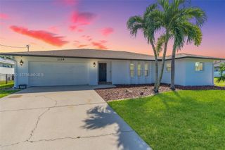 2219 SE 19 Place, Cape Coral, FL 33990