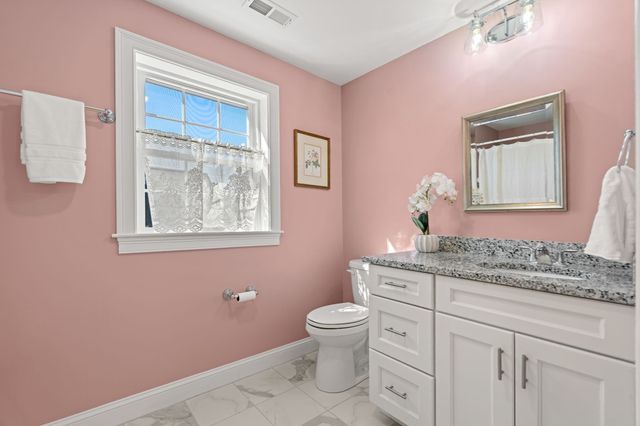 9 Olde Glory Way 9, Merrimac, MA 01860