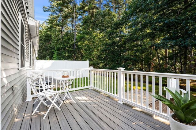 9 Olde Glory Way 9, Merrimac, MA 01860