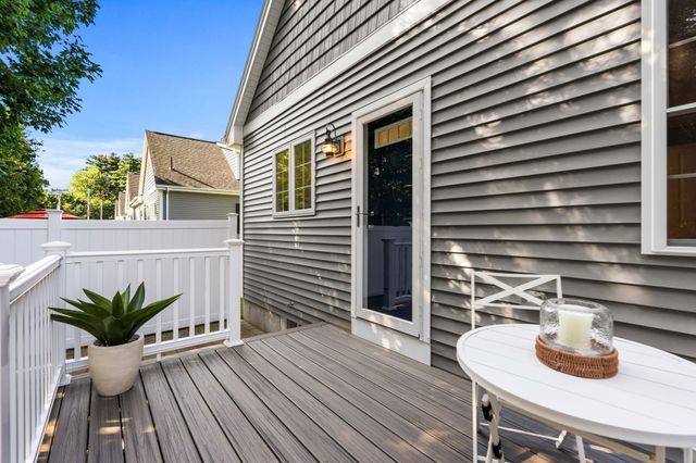 9 Olde Glory Way 9, Merrimac, MA 01860