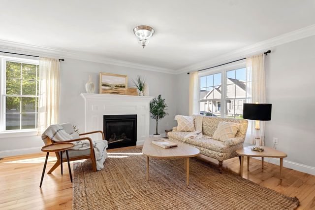 9 Olde Glory Way 9, Merrimac, MA 01860