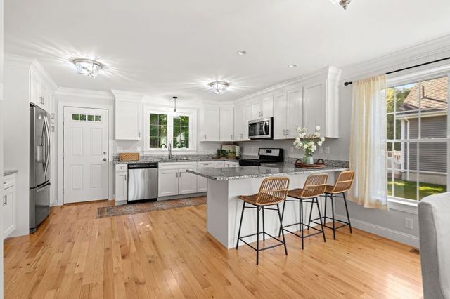9 Olde Glory Way 9, Merrimac, MA 01860