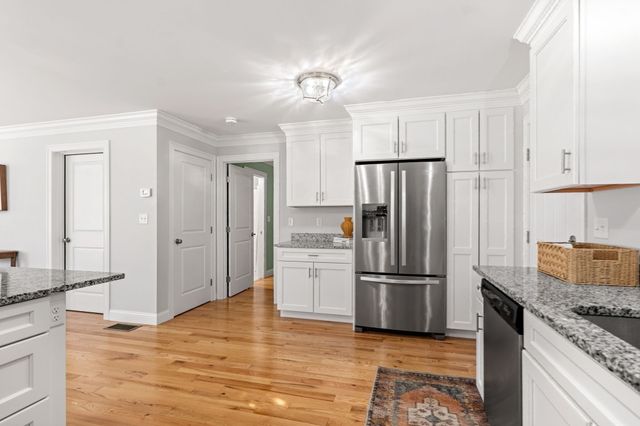 9 Olde Glory Way 9, Merrimac, MA 01860