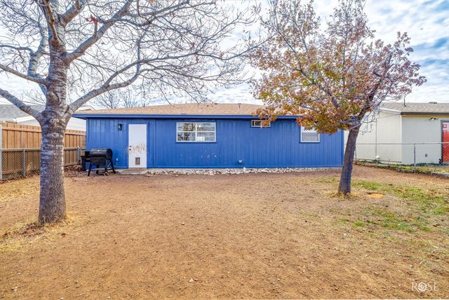 2410 Lindell Avenue, San Angelo, TX 76901
