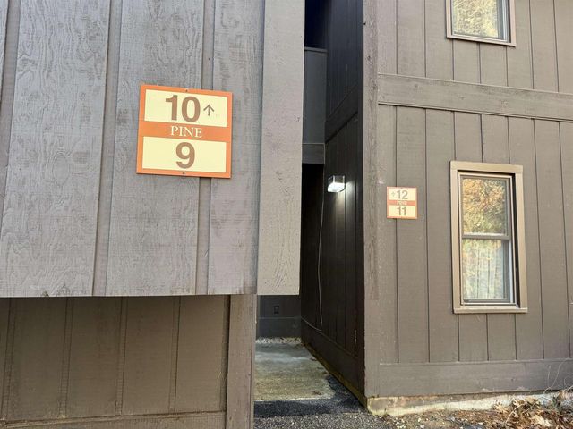 9 Pine Trail, Wisconsin Dells, WI 53965