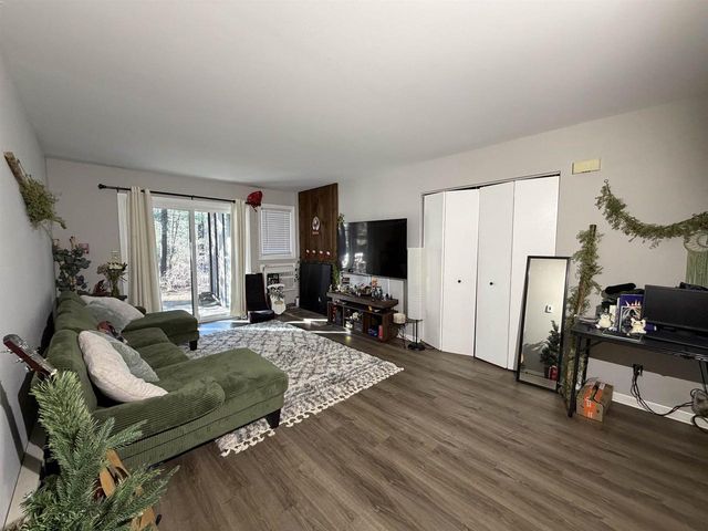 9 Pine Trail, Wisconsin Dells, WI 53965