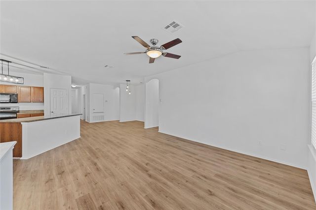 1310 Grande Mesa DR, Georgetown, TX 78626