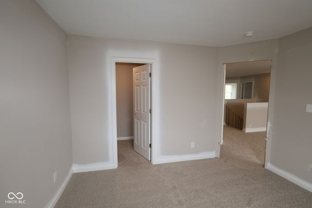 4226 Hayden Valley Drive, Bargersville, IN 46106