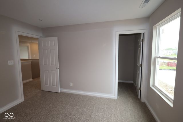 4226 Hayden Valley Drive, Bargersville, IN 46106