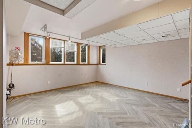 473 Village Oaks Court, Ann Arbor, MI 48103